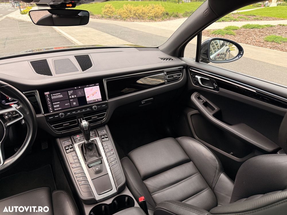 Porsche Macan - 17