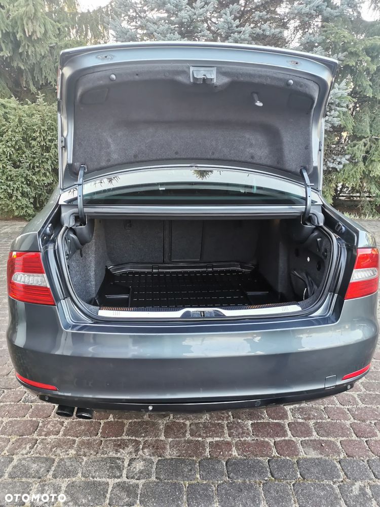 Skoda Superb 2.0 TDI Green tec 4x4 Ambition - 6