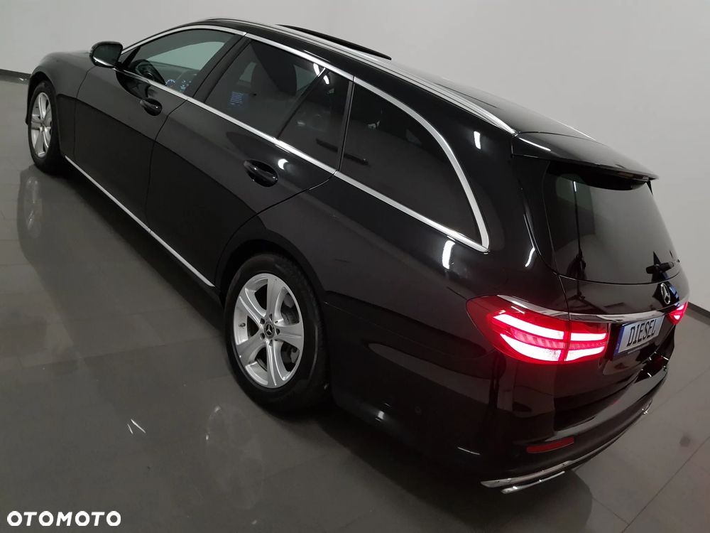 Mercedes-Benz Klasa E 220 d 9G-TRONIC AMG Line - 4