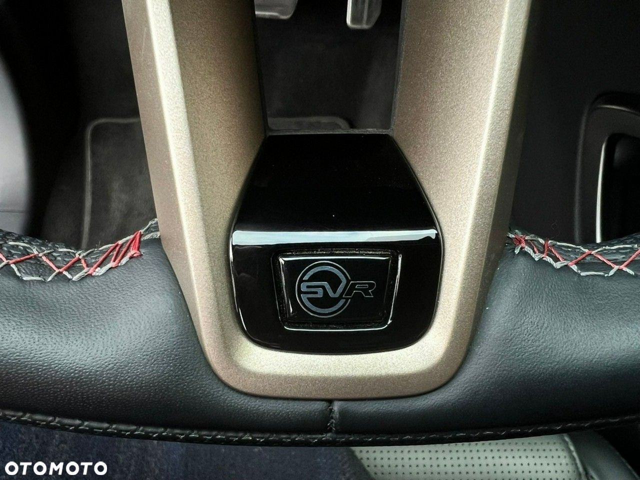 Jaguar F-Pace - 29