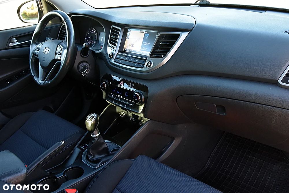 Hyundai Tucson - 16