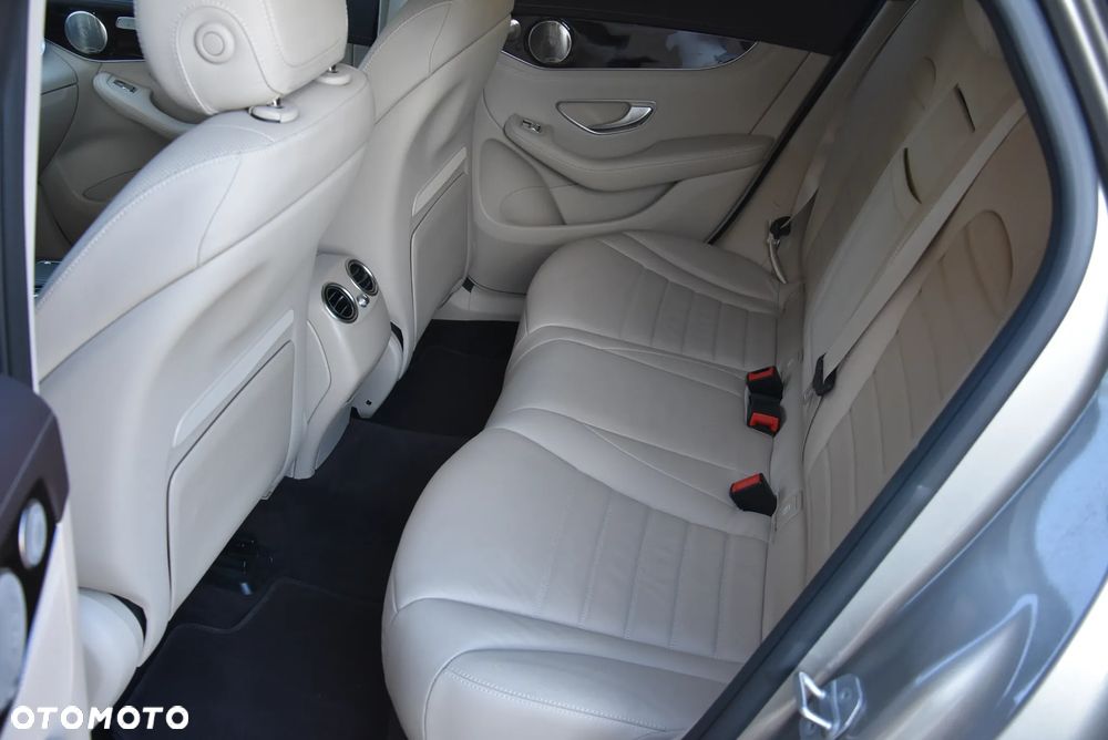 Mercedes-Benz GLC 200 4-Matic - 30