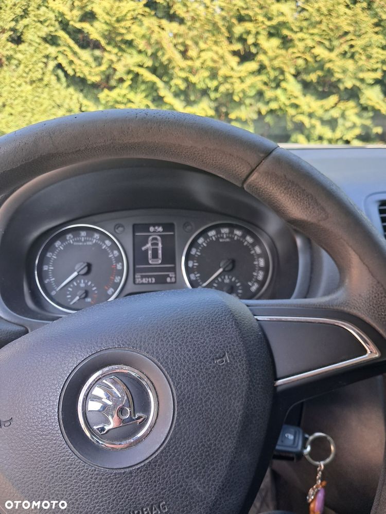 Skoda Fabia 1.6 TDI DPF Active Plus - 4