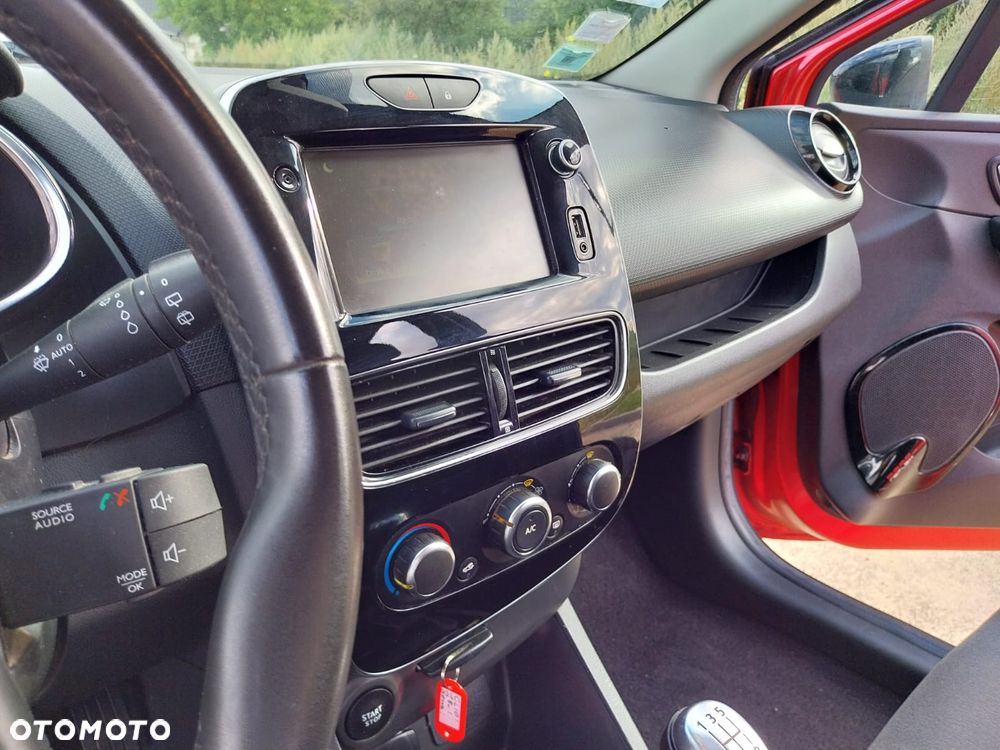 Renault Clio 0.9 Energy TCe Limited 2018 - 26