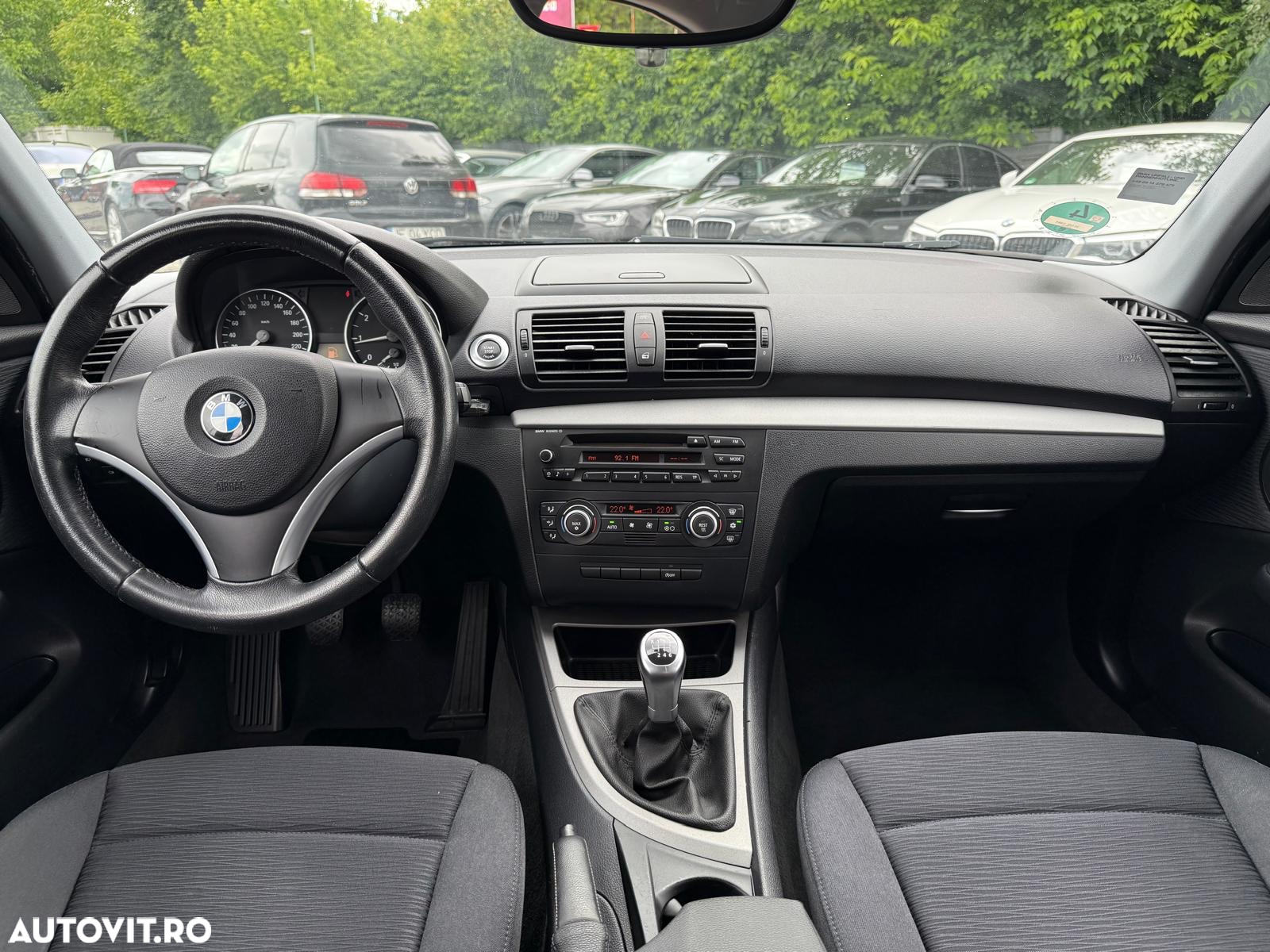 BMW Seria 1 116i - 5