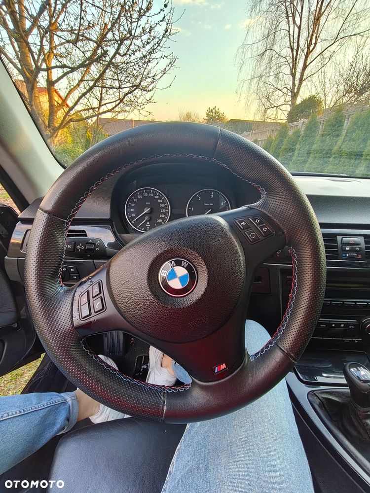 BMW Seria 3 320d - 13