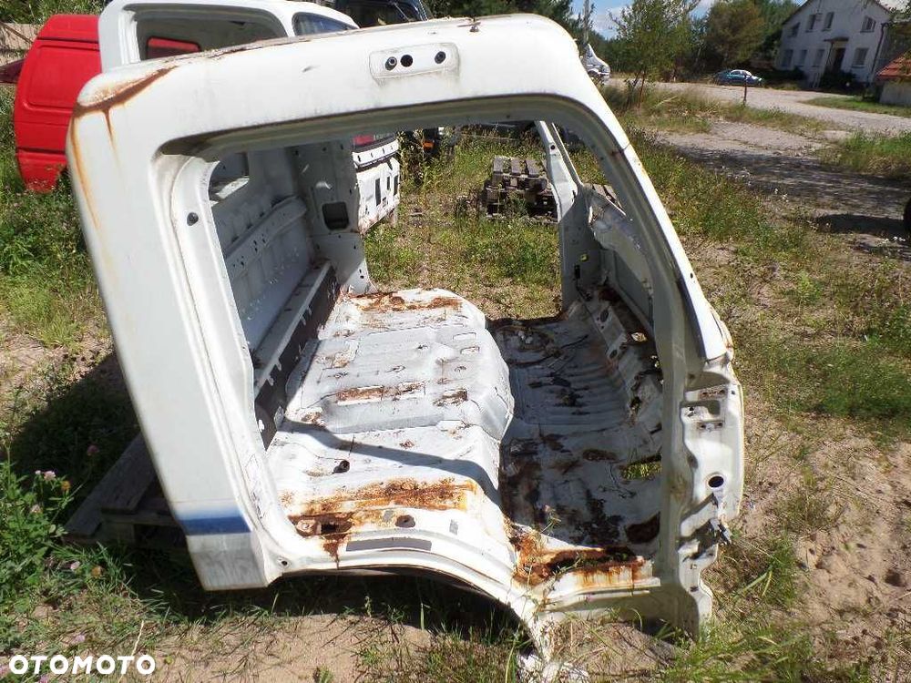 MITSUBISHI CANTER FUSO 7C18 KABINA KAROSERIA SZKIELET CWIARTKA DUZA 06-18 - 2