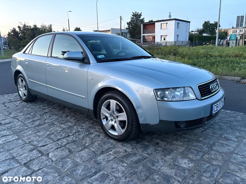 Audi A4 Limousine 1.8T - 12