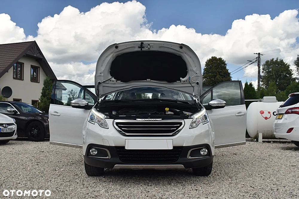 Peugeot 2008 1.6 e-HDi Allure S&S - 12