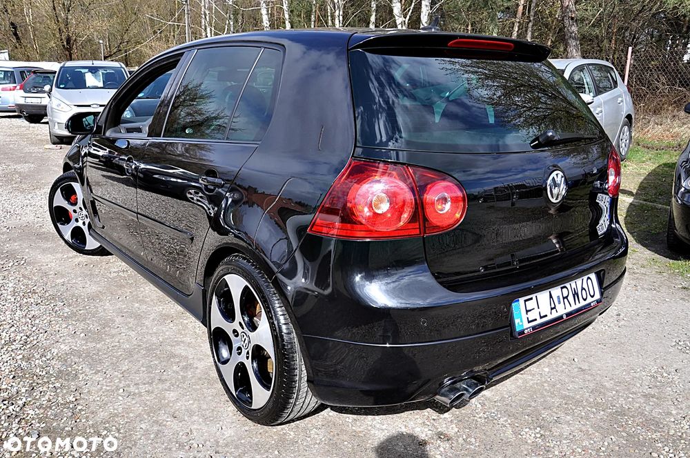 Volkswagen Golf 2.0 GTI - 12