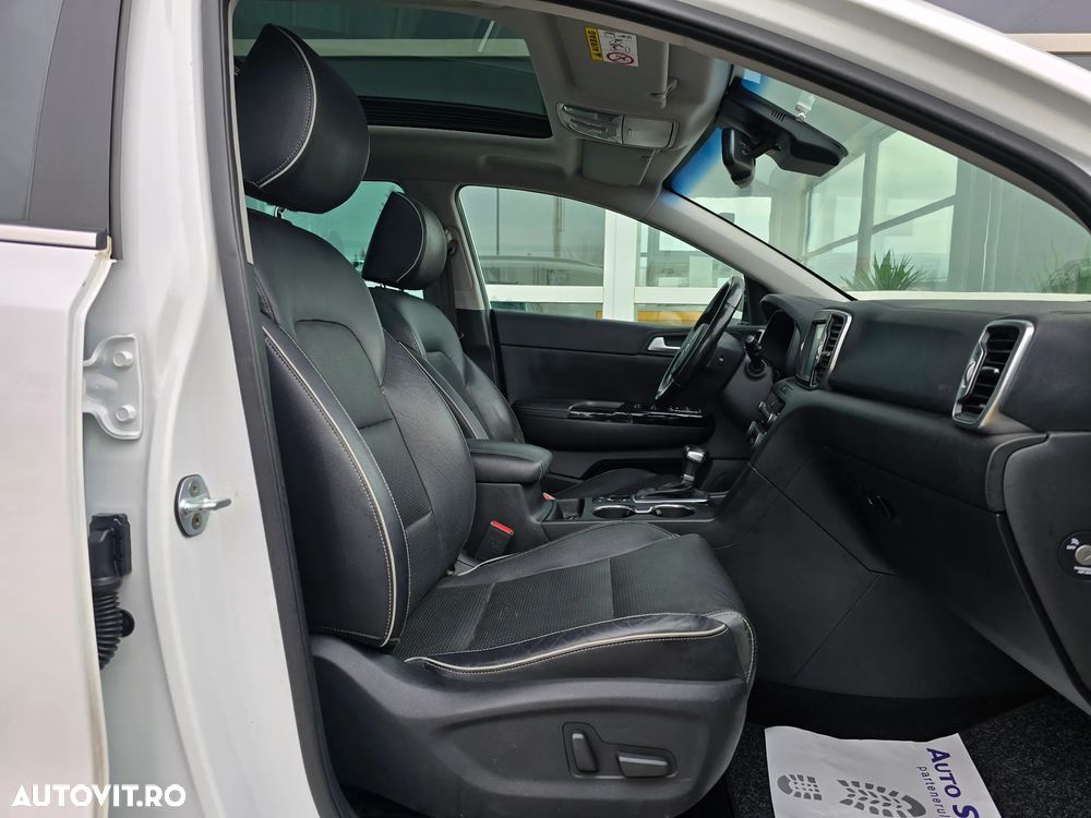 Kia Sportage - 10