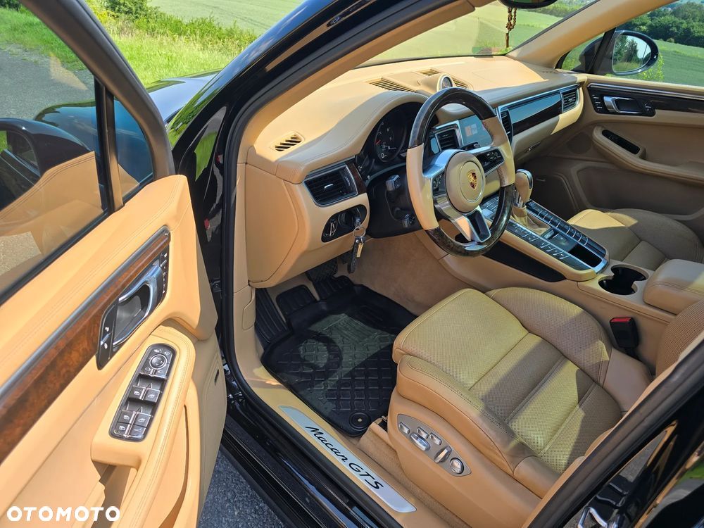 Porsche Macan GTS PDK - 8