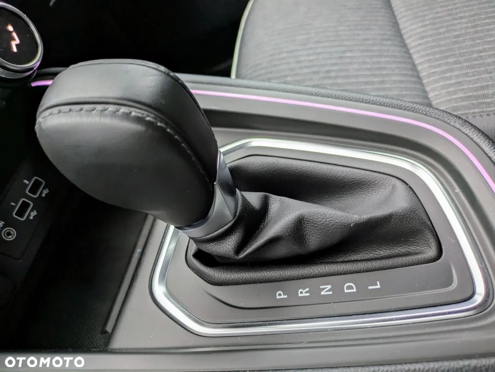 Renault Clio - 36