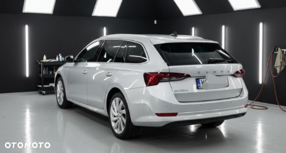 Skoda Octavia 2.0 TDI Style DSG - 3