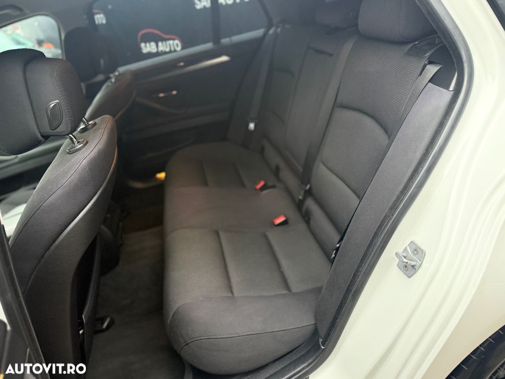 BMW Seria 5 525d xDrive Touring Aut. - 21