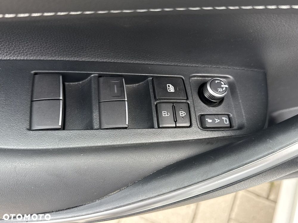 Toyota Corolla - 11