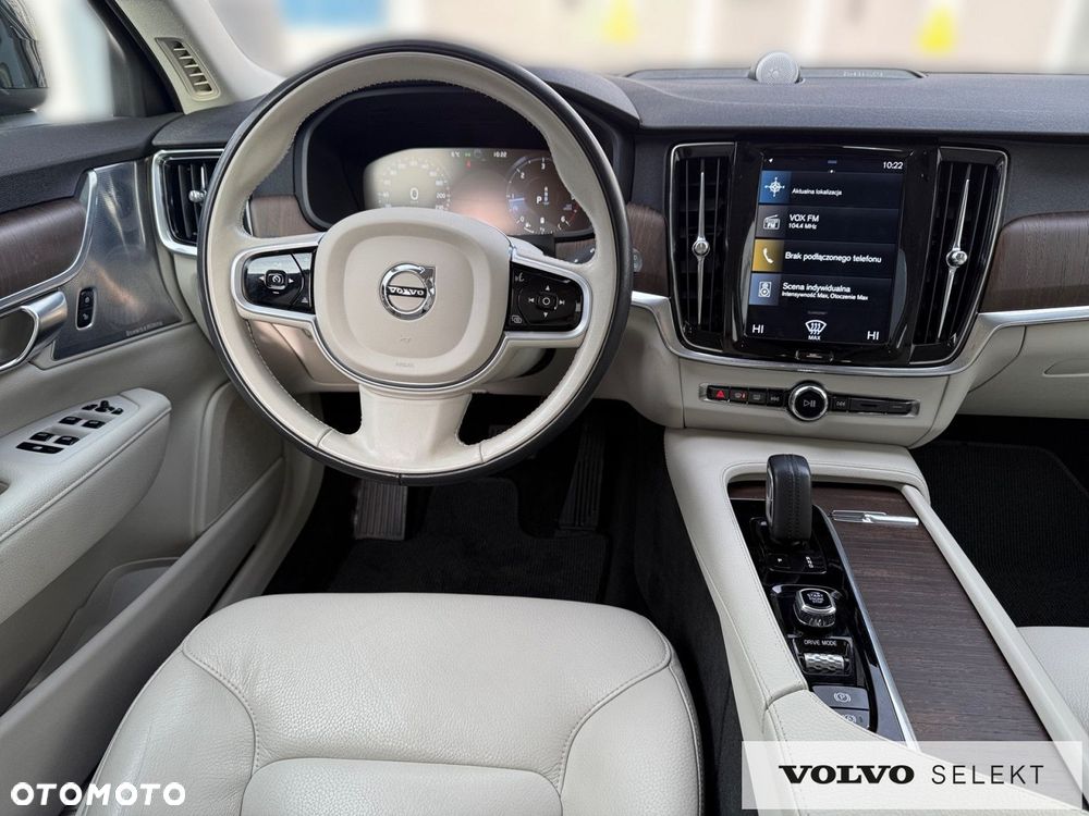 Volvo V90 Cross Country - 15