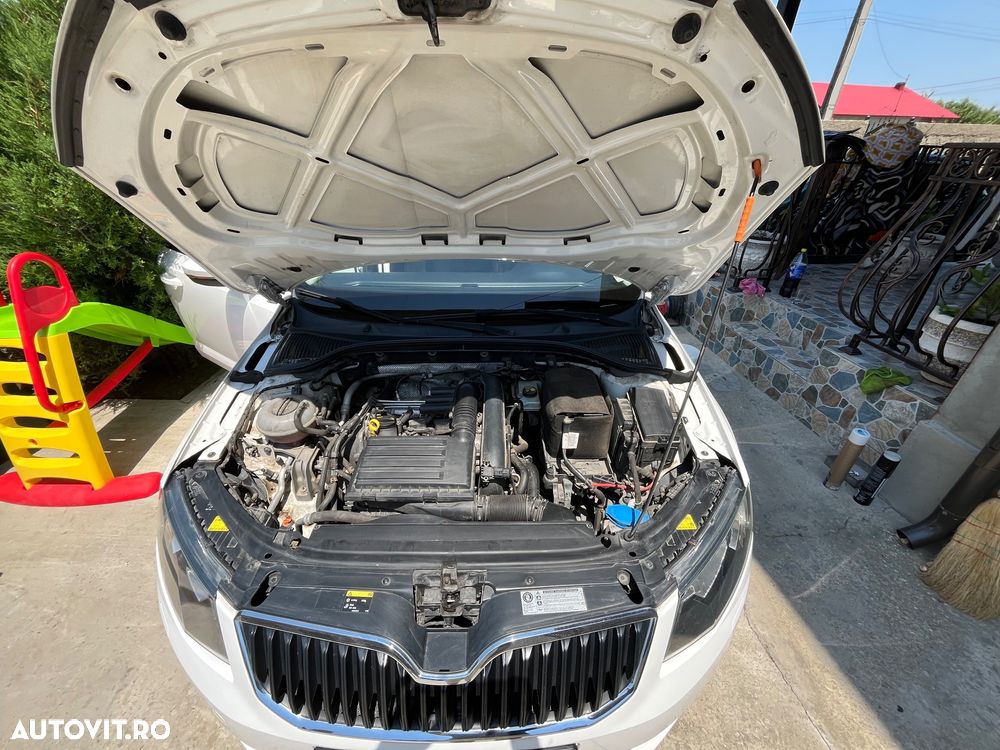 Skoda Octavia 1.4 TSI ELEGANCE - 14