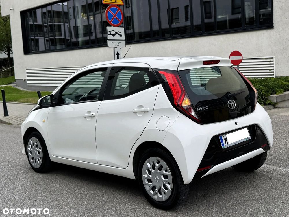 Toyota Aygo 1.0 VVT-i Black Edition - 4