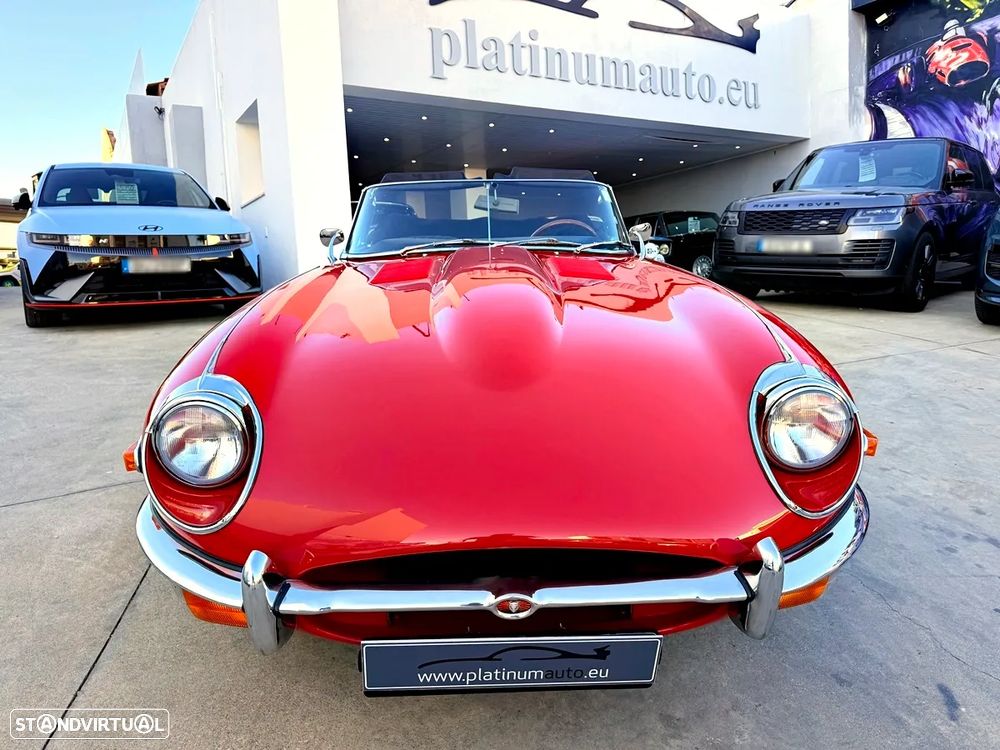 Jaguar E-Type - 8