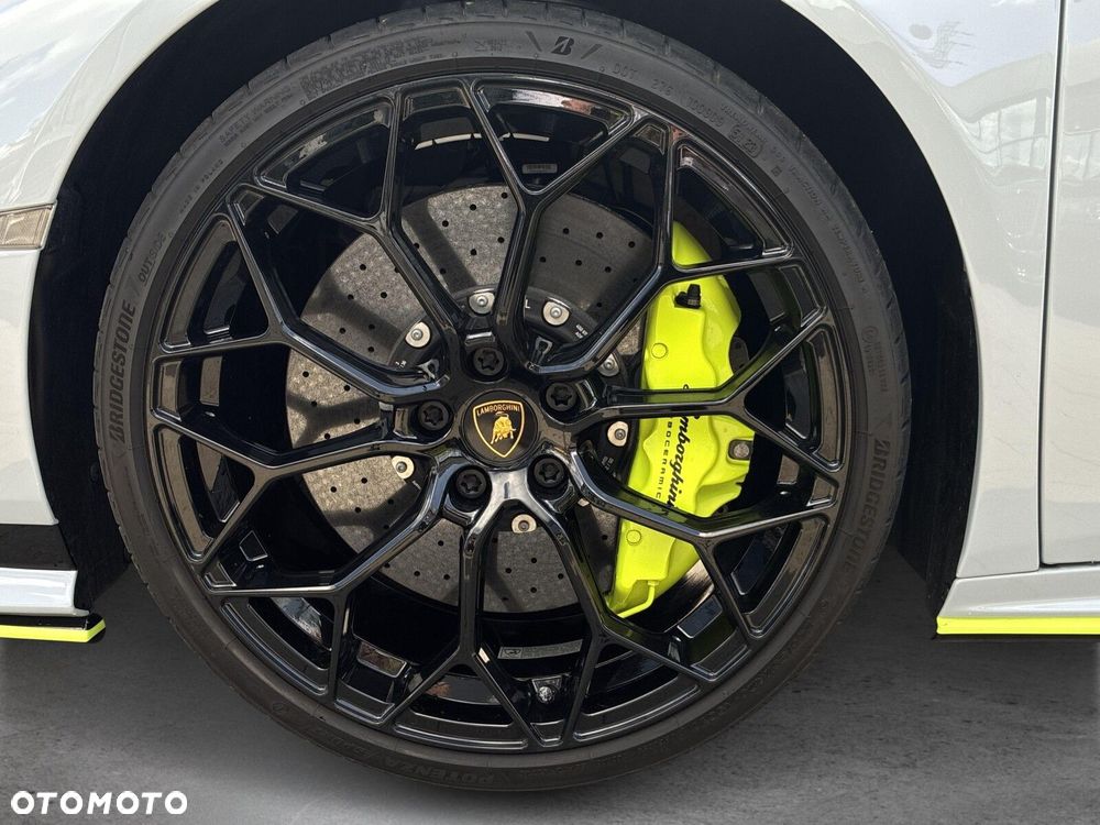 Lamborghini Huracan - 7