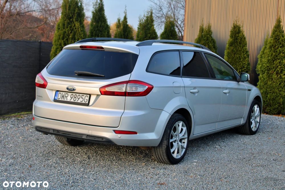 Ford Mondeo 2.0 TDCi Ghia X - 11