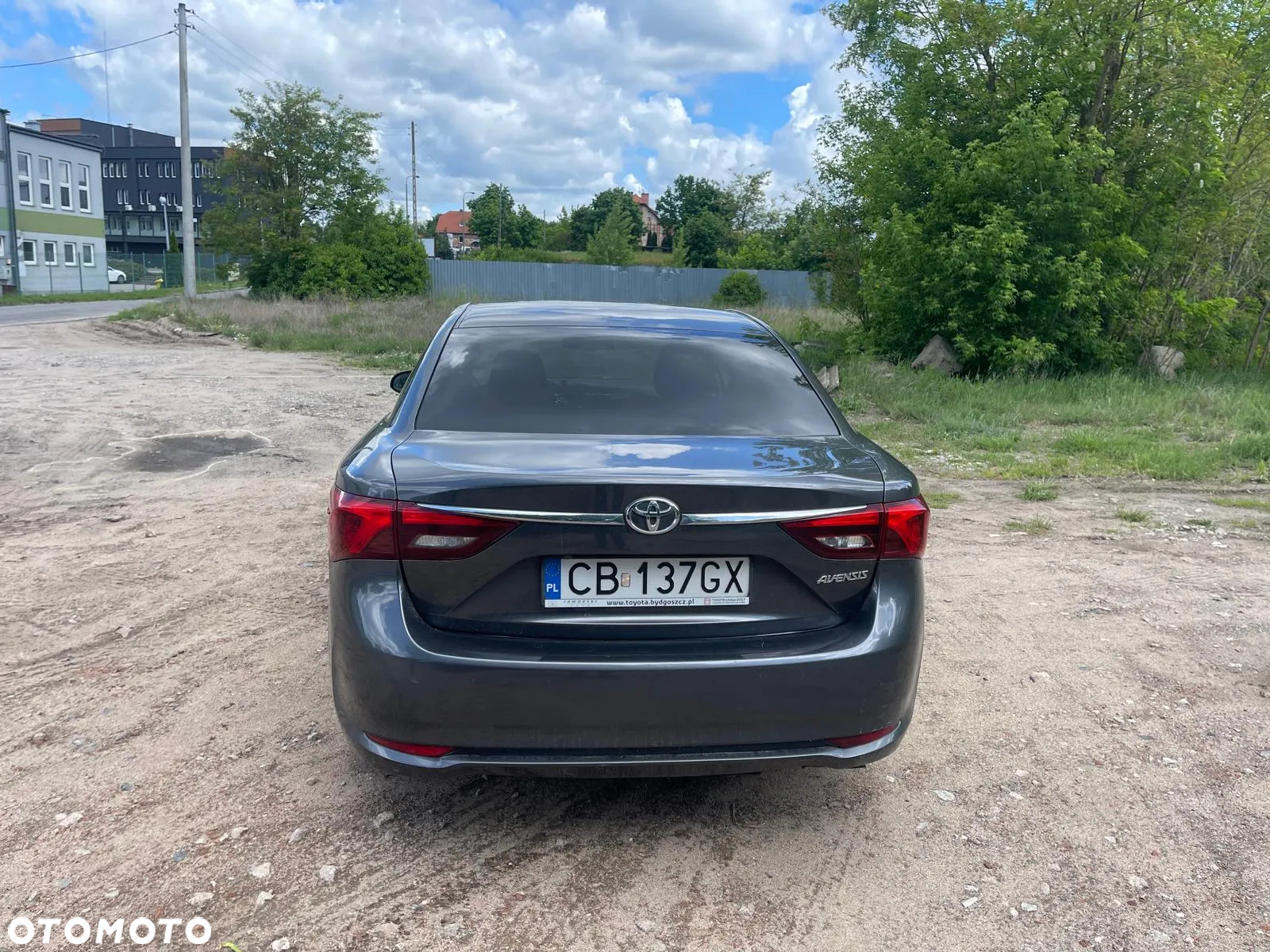 Toyota Avensis - 5