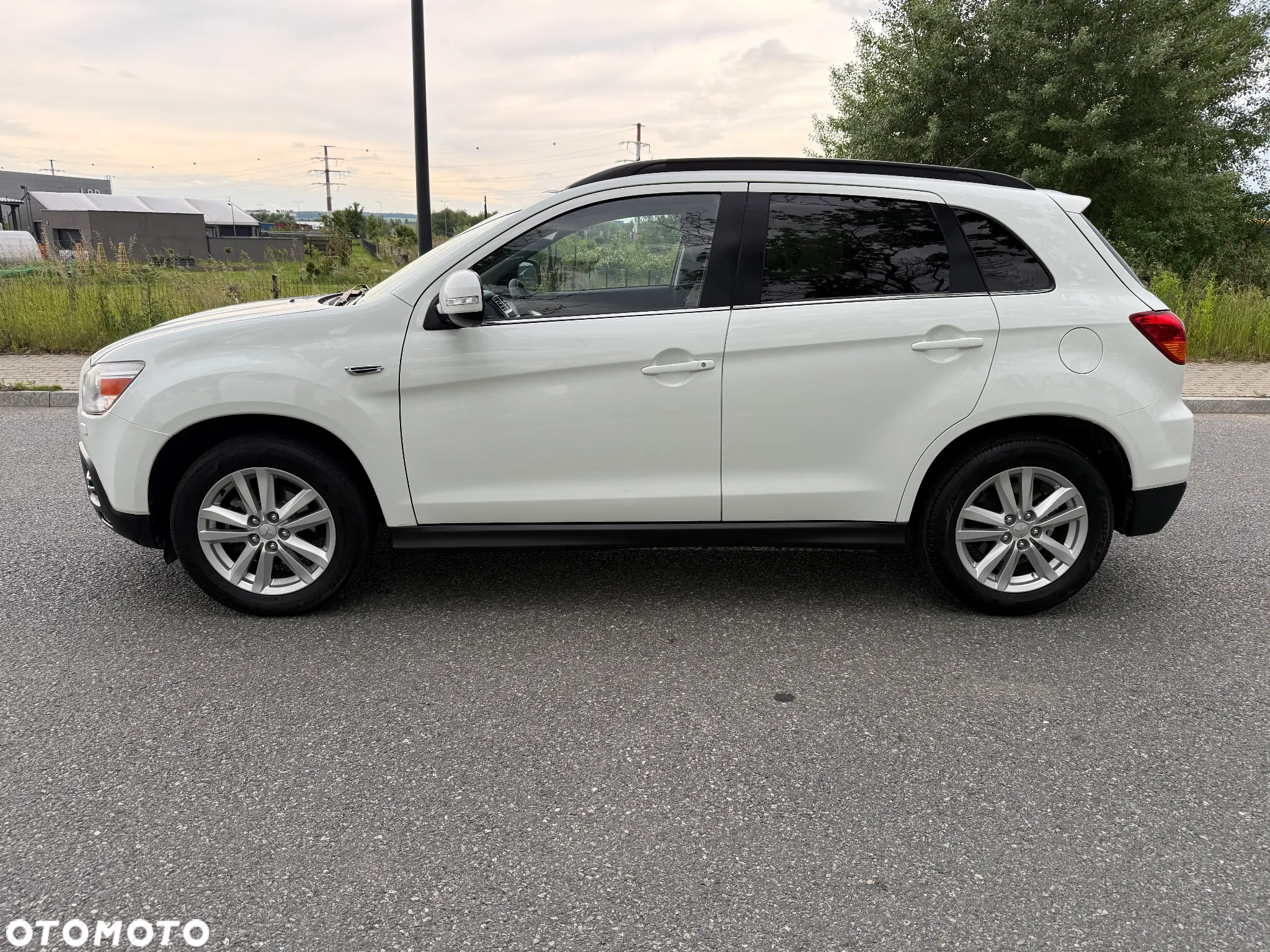 Mitsubishi ASX - 4