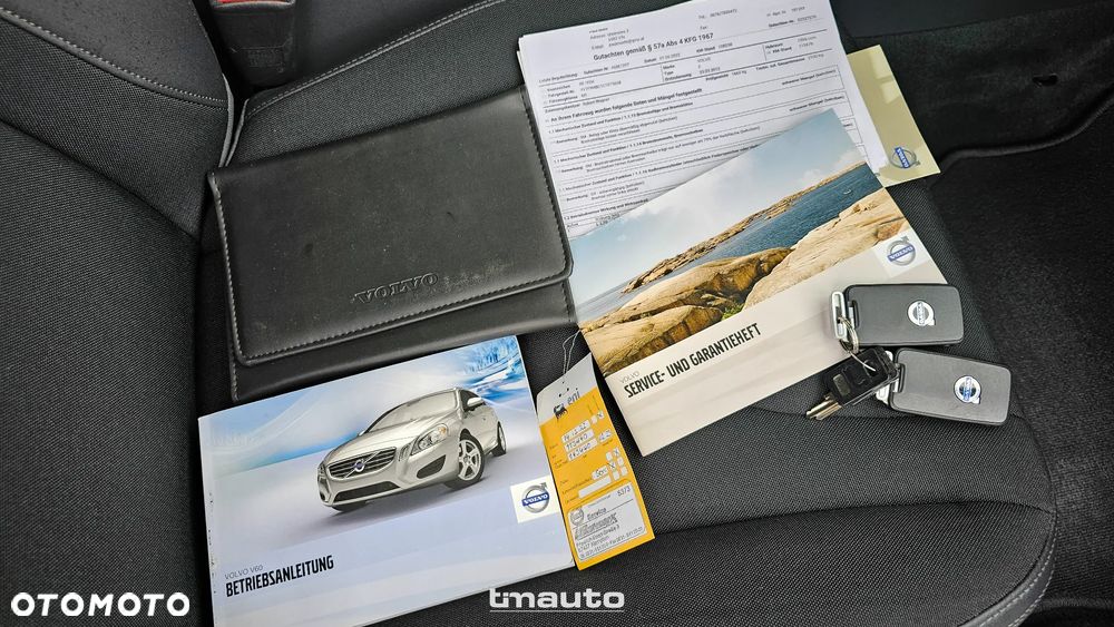 Volvo V60 T4 Kinetic - 14
