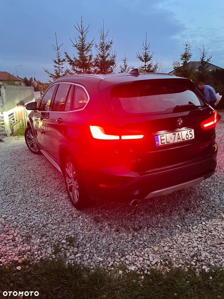 BMW X1 sDrive18i - 13