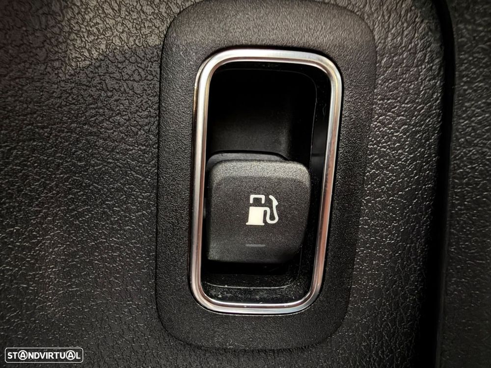 Mercedes-Benz A 250 Limousine e Style Plus - 23
