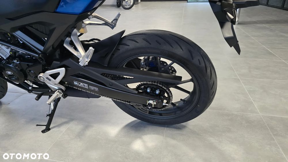 Honda CB - 8