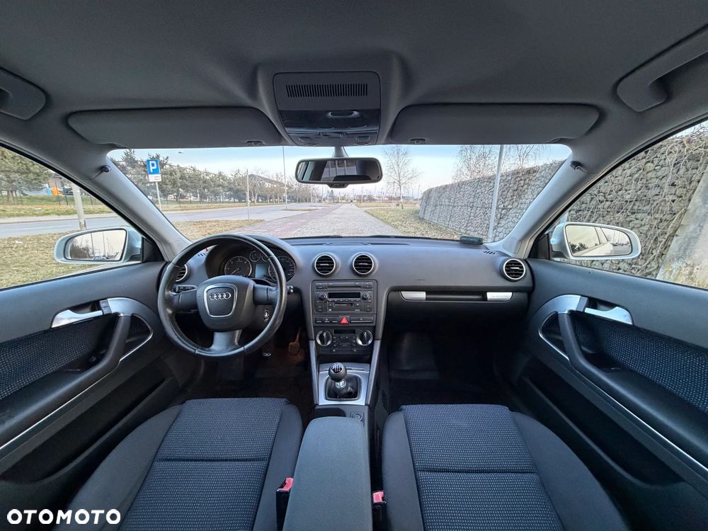 Audi A3 3-drzwiowe 2.0 TDI Attraction - 21