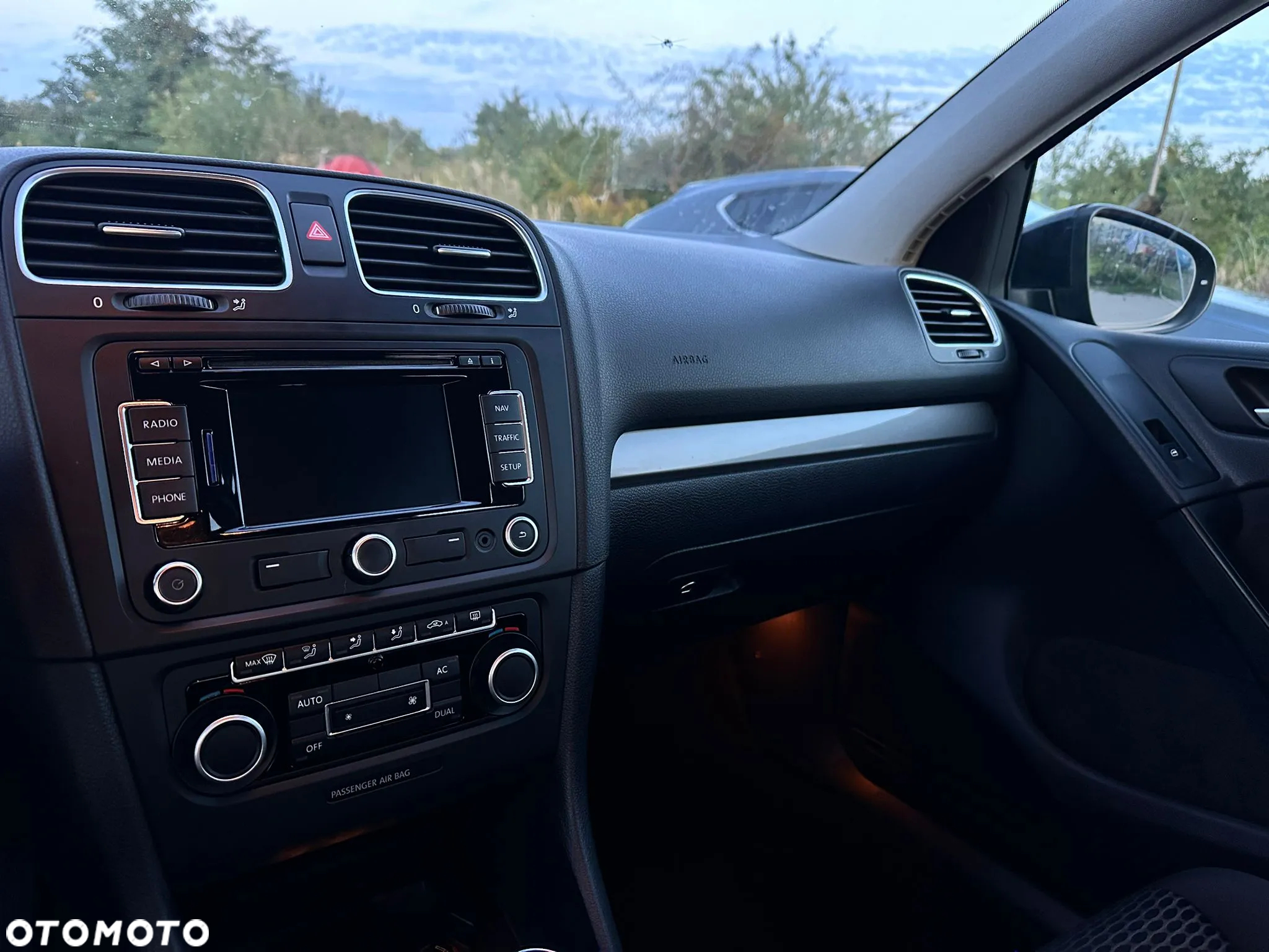 Volkswagen Golf 1.6 TDI DPF Trendline - 12