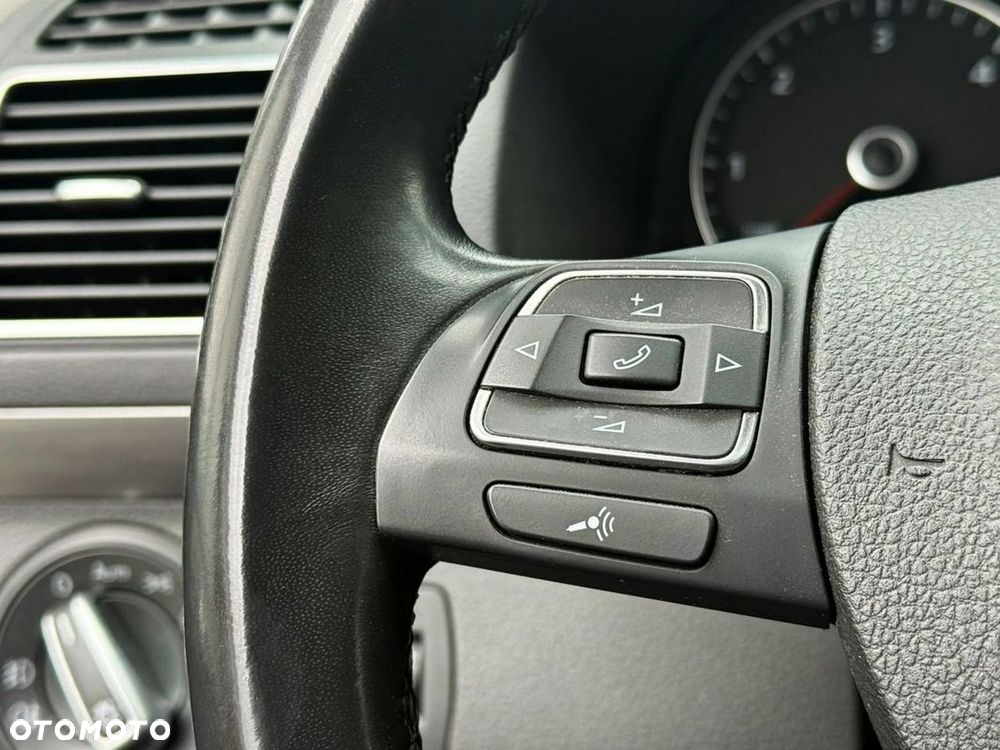 Volkswagen Touran 2.0 TDI United - 16