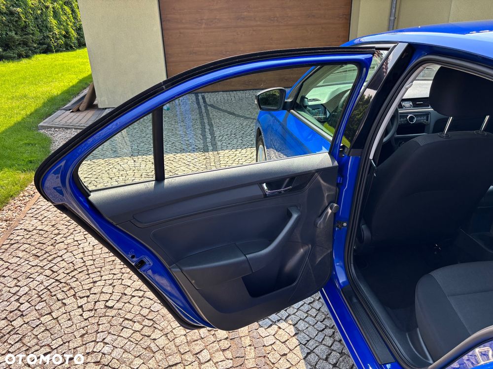 Skoda RAPID - 15