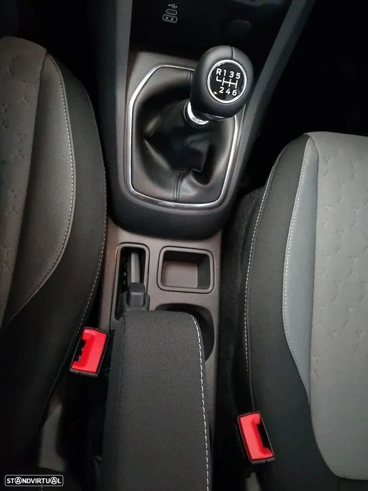 Ford Tourneo Courier 1.0 EcoBoost Titanium - 15