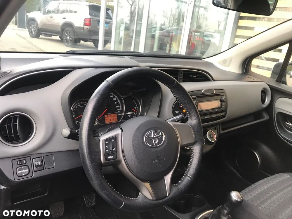 Toyota Yaris 1.0 Active EU6 - 12