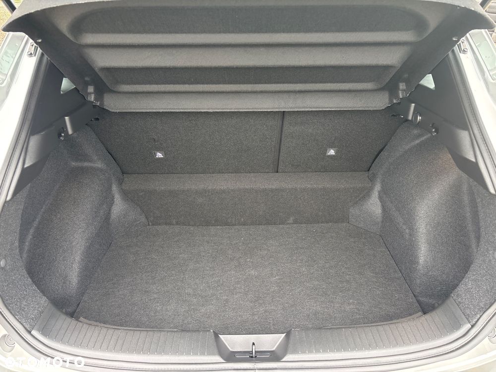 Nissan Qashqai 1.3 DIG-T MHEV Premiere Edition - 39