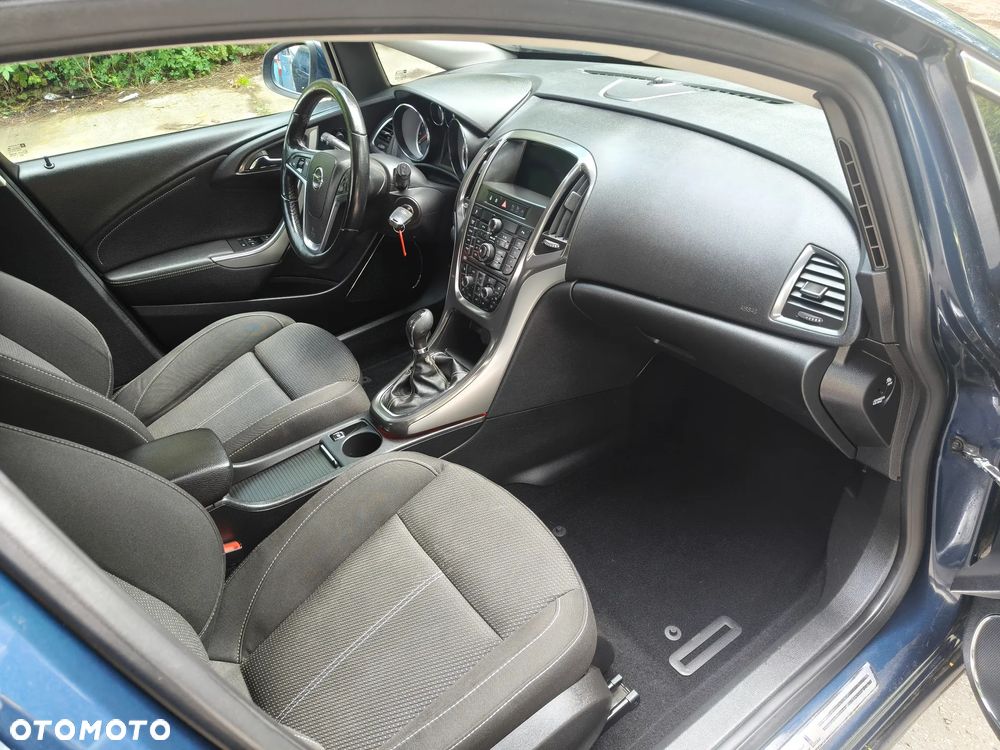 Opel Astra 1.4 Turbo Innovation - 27