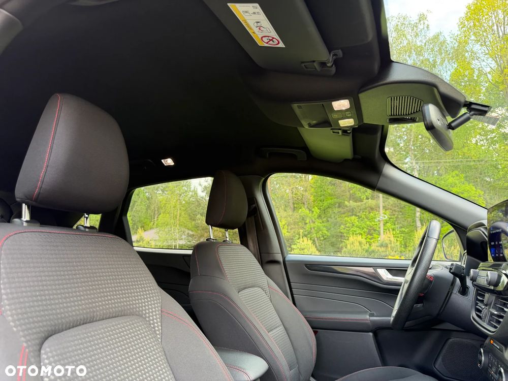 Ford Kuga 2.5 Duratec PHEV ST-LINE X - 39