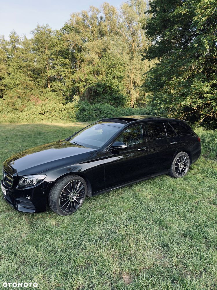 Mercedes-Benz Klasa E 400 d 4Matic 9G-TRONIC AMG Line - 2