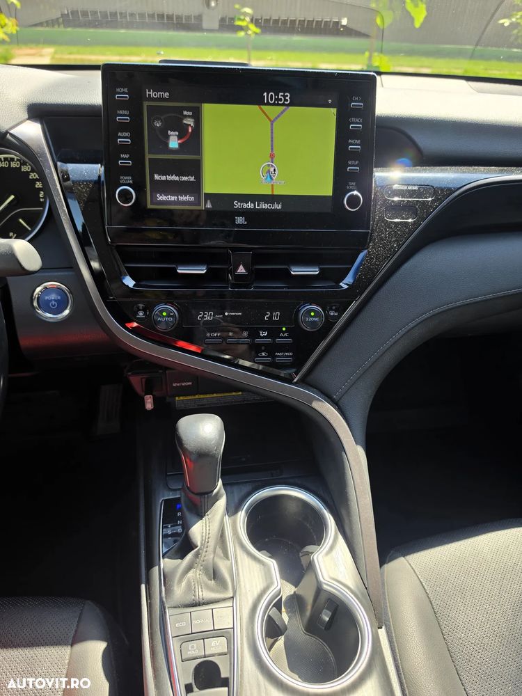 Toyota Camry 2.5 Exclusive - 34