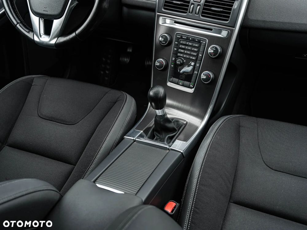 Volvo XC 60 D3 Edition Pro - 23