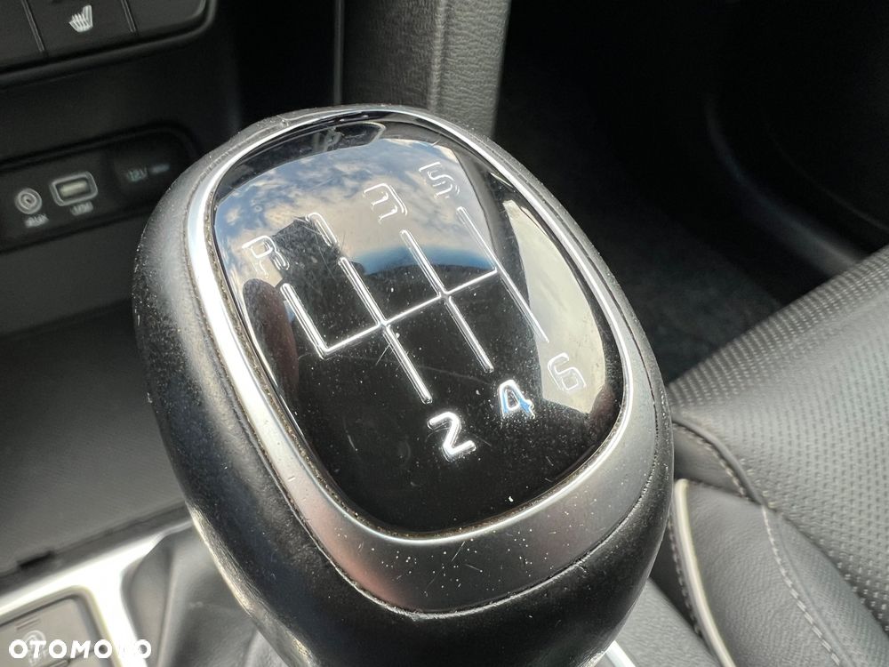 Kia Sportage 1.7 CRDI Business Line 2WD - 27