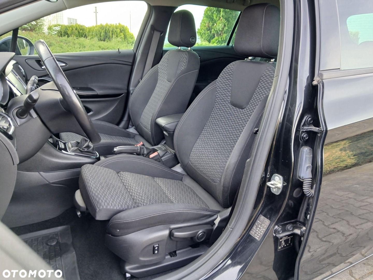 Opel Astra V 1.6 CDTI Dynamic S&S - 15