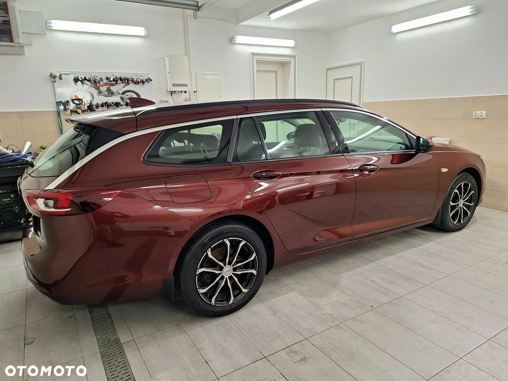 Opel Insignia 1.5 T Exclusive S&S - 10