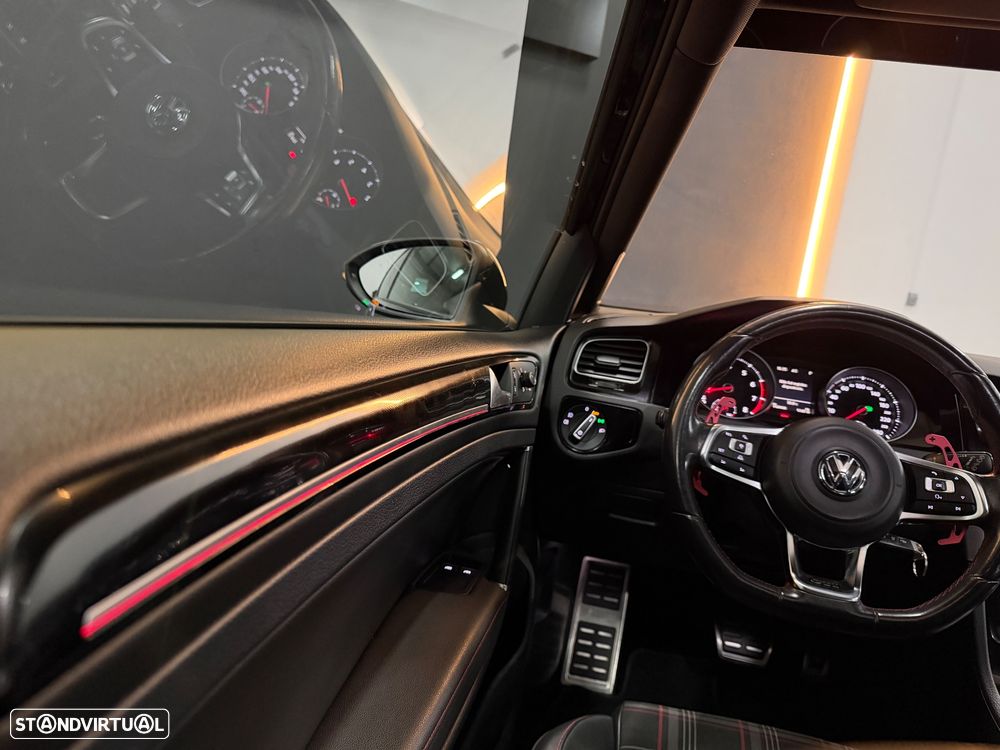 VW Golf 2.0 TSi GTi DSG - 26