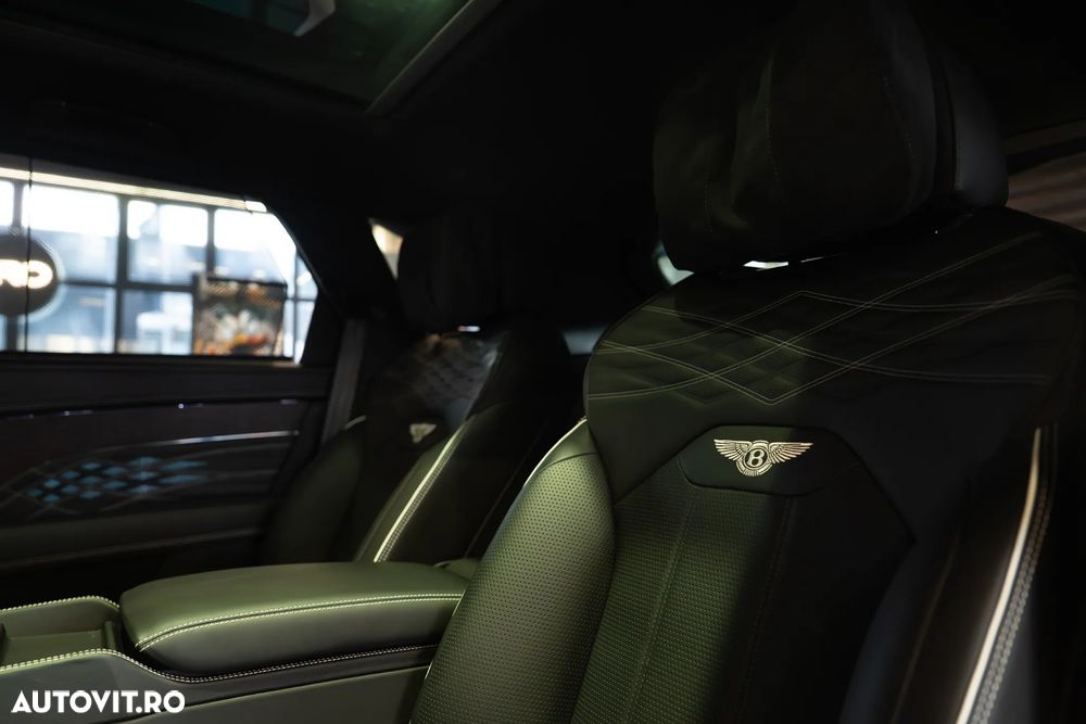 Bentley Bentayga Azure - 19