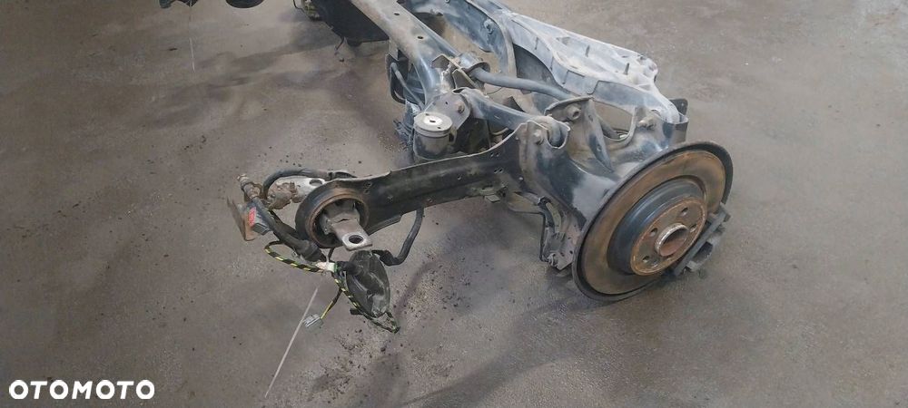 KOMPLETNE ZAWIESZENIE BELKA SANKI TYŁ HAMULCE AMORTYZATORY VOLVO S60 II - 3